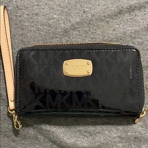 Michael Kors wristlet